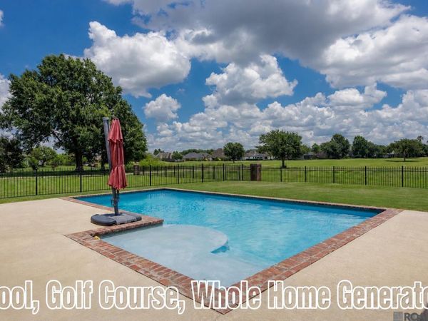 6060 Royal Palms Ct, Gonzales, LA 70737