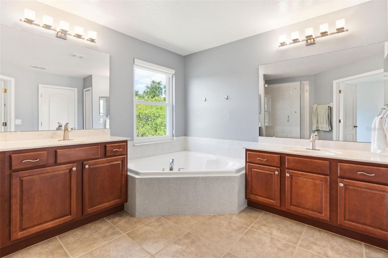 12666 Moss Park Ridge Drive, Orlando, FL 32832 Photo