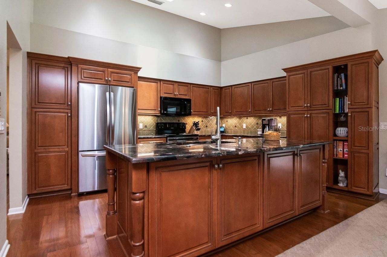 3306 Westmoreland Drive, Tampa, FL 33618 Photo