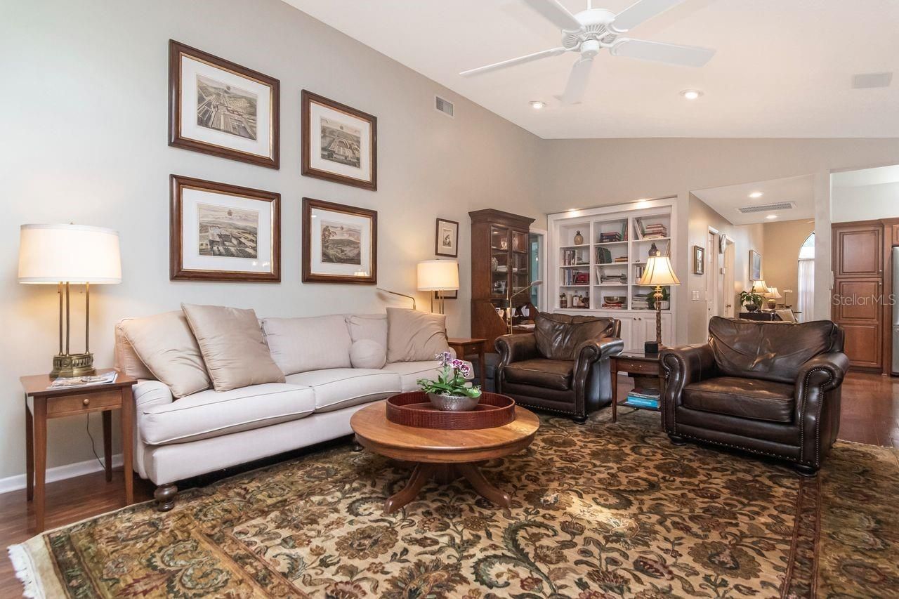 3306 Westmoreland Drive, Tampa, FL 33618 Photo