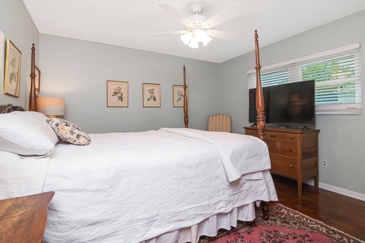 3306 Westmoreland Drive, Tampa, FL 33618 Photo
