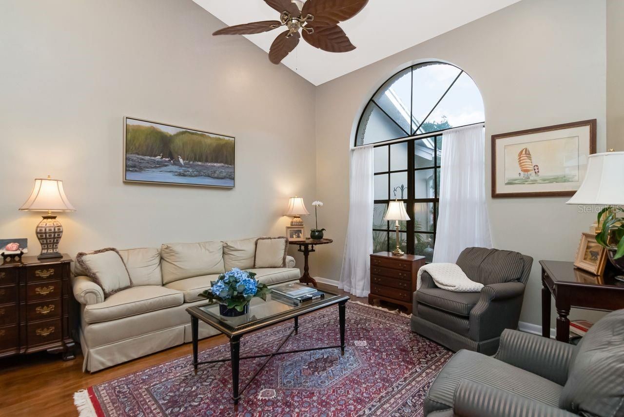 3306 Westmoreland Drive, Tampa, FL 33618 Photo