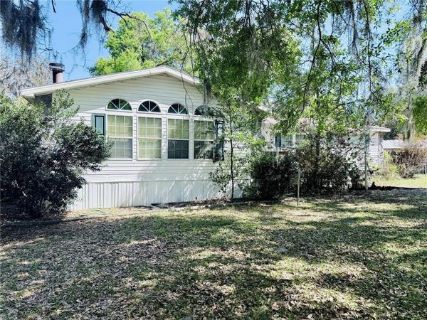16955 SE 249TH TERRACE , UMATILLA, FL 32784