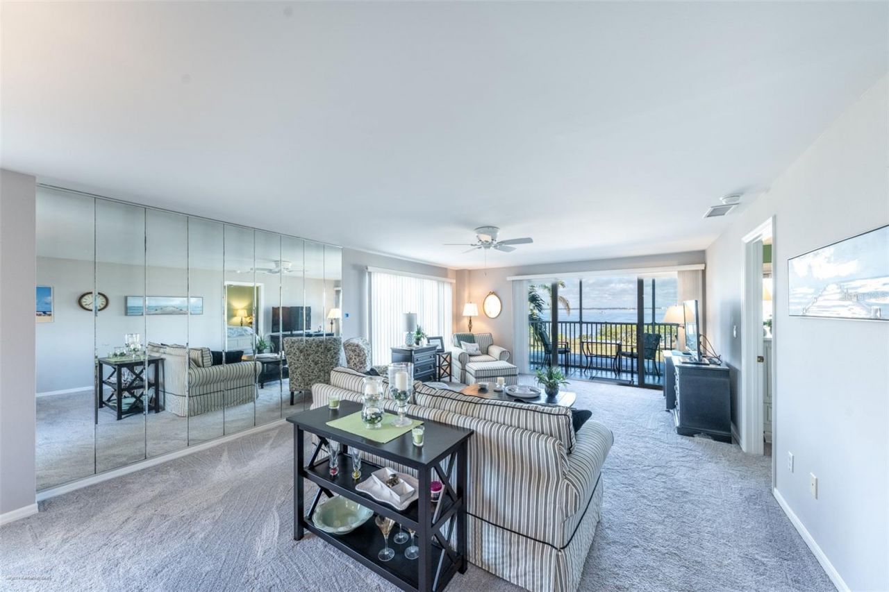 1477 Park Beach Circle , Unit 11, Punta Gorda, FL 33950 Photo