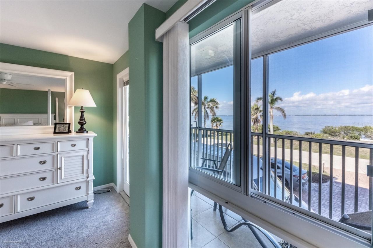 1477 Park Beach Circle , Unit 11, Punta Gorda, FL 33950 Photo