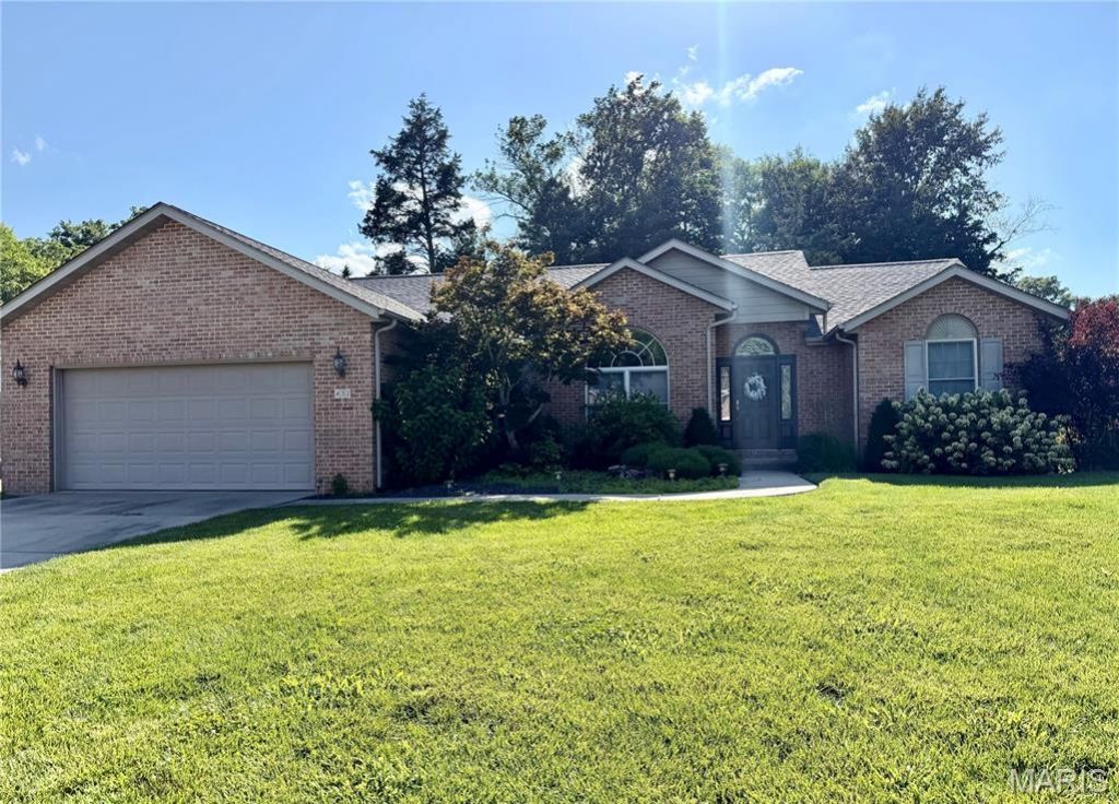 432 Meadowlark Lane , Belleville, IL 62220 Main Photo