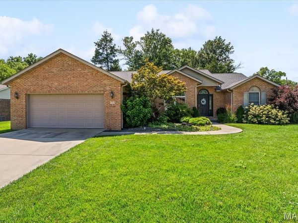 432 Meadowlark Lane, Belleville, IL 62220