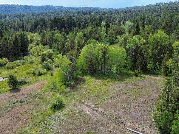 25 Eveningstar Ct, McCall, ID 83638