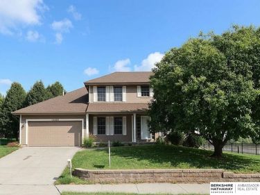 16808 Seward Street, Omaha, NE 68118