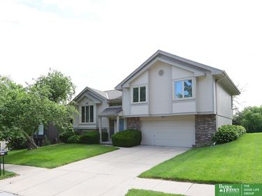 4733 N 109 Circle, Omaha, NE 68164