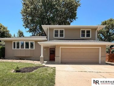 1218 S 165th Street, Omaha, NE 68130