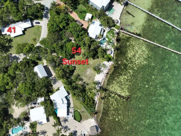 41 Sunset Road, KEY LARGO, FL 33037