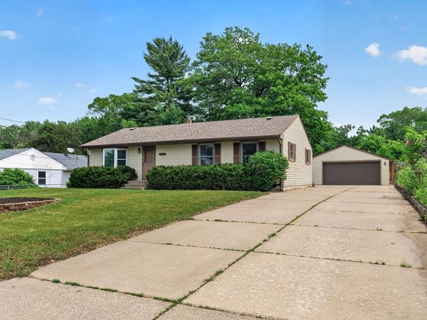 7939 Pleasant View Drive NE, Spring Lake Park, MN 55432