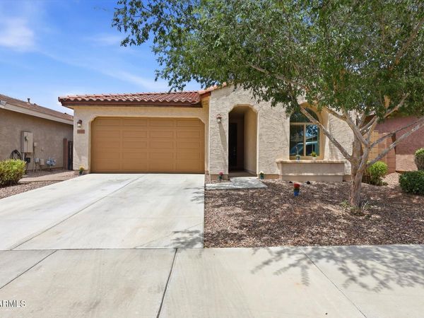 12214 W Briles Road W, Peoria, AZ 85383