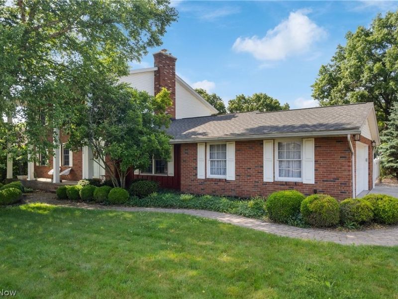1300 7th Street NE, North Canton, OH 44720 Photo 1