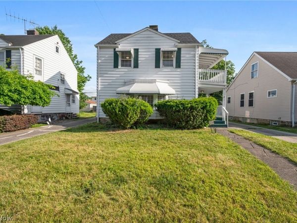 26900 Forestview Avenue , Euclid, OH 44132