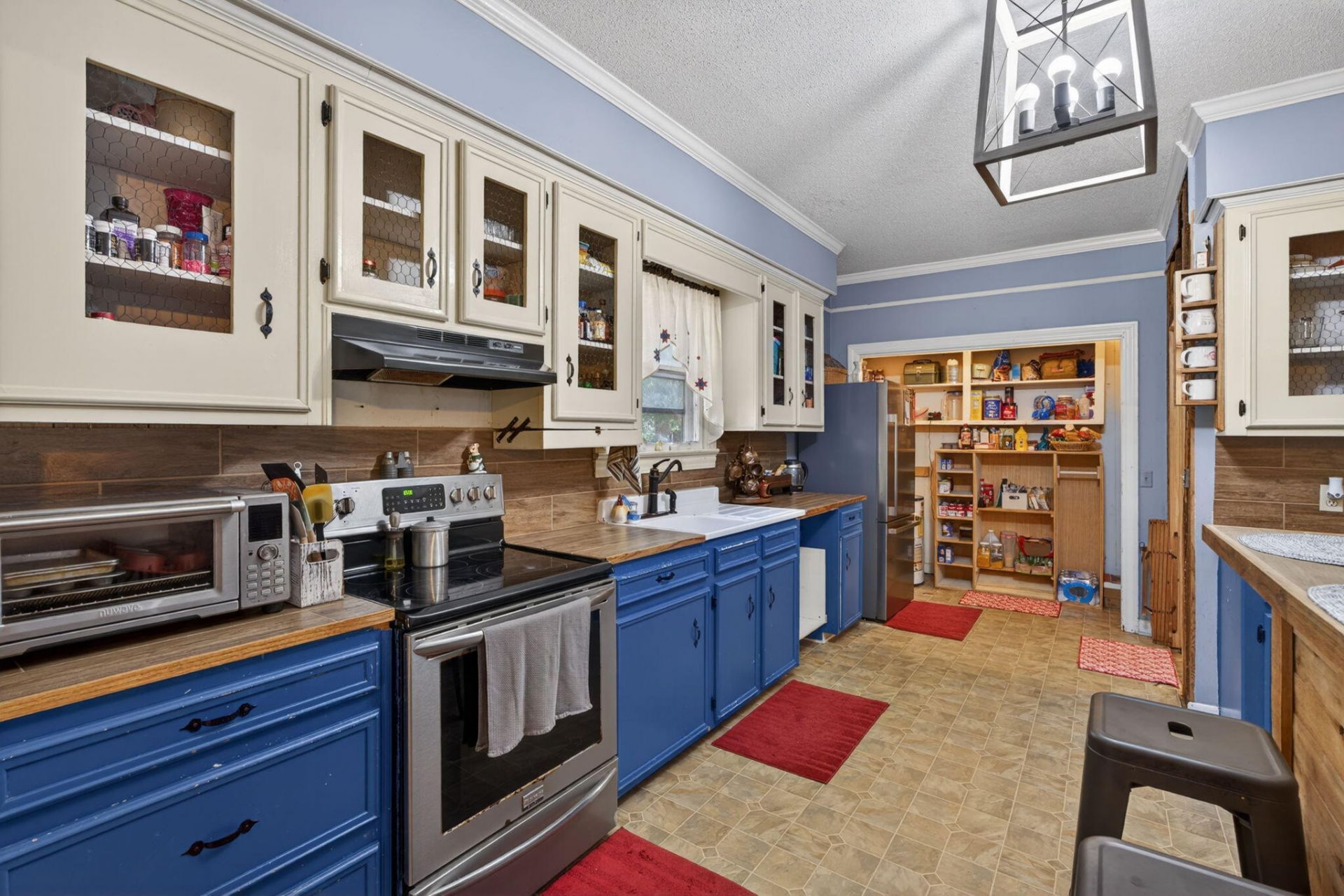 650 Hampton Street Photo 13