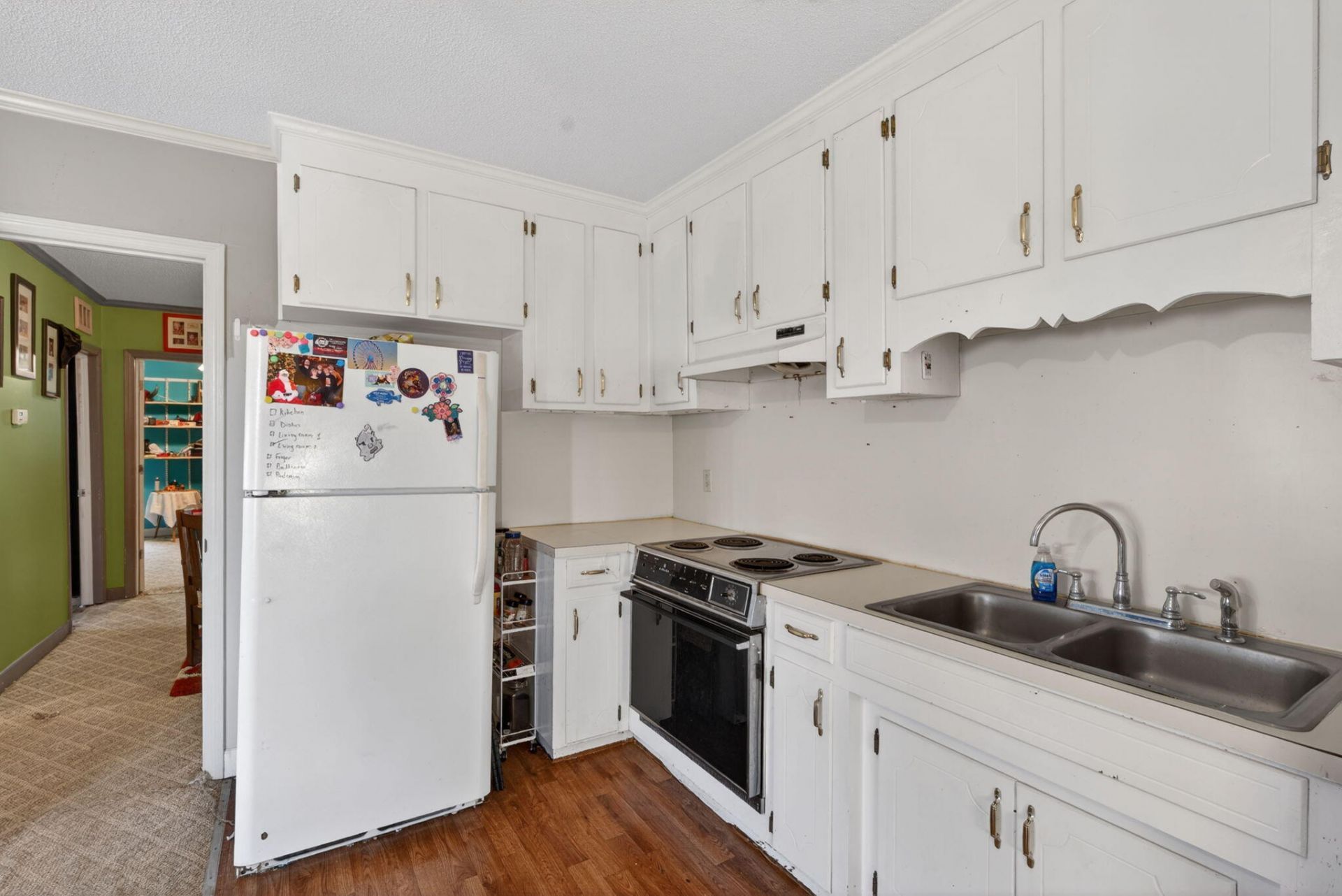 650 Hampton Street Photo 28