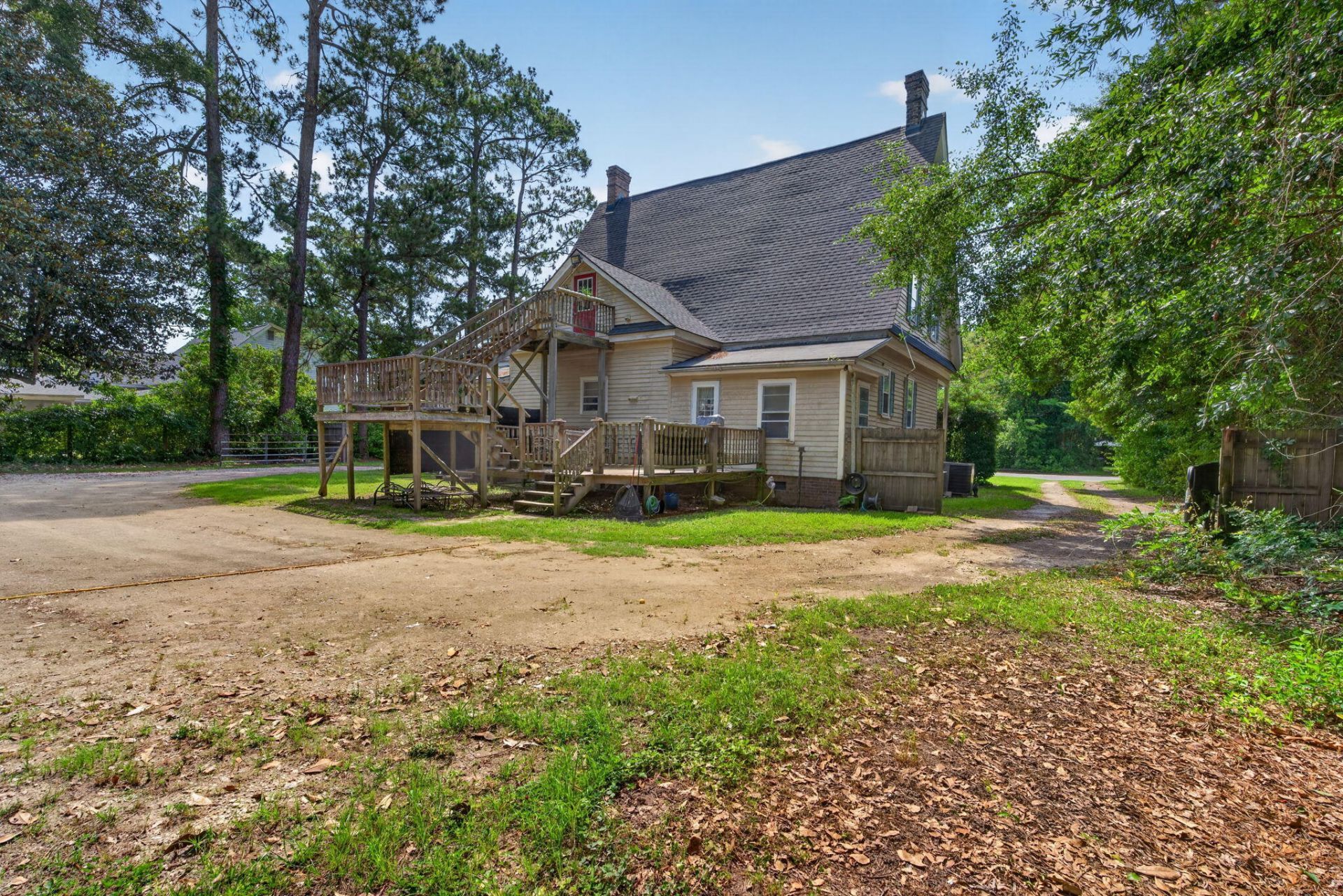 650 Hampton Street Photo 38