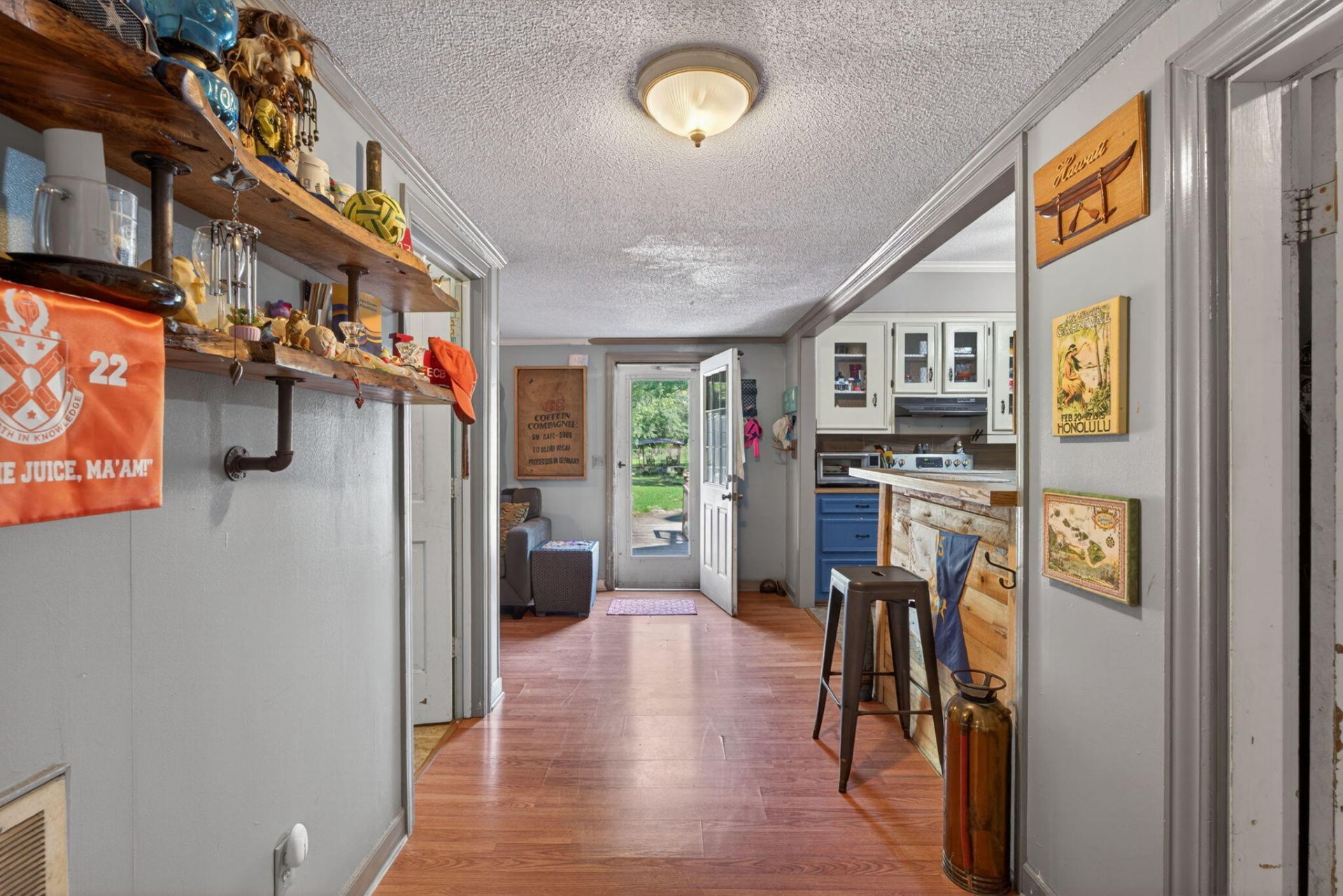 650 Hampton Street Photo 7