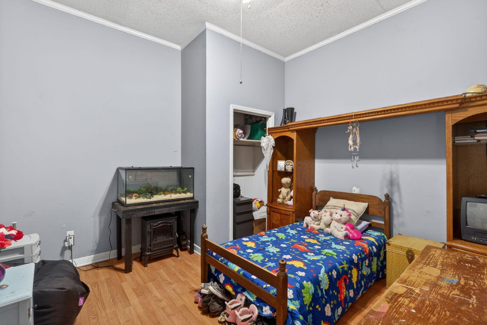 650 Hampton Street Photo 8