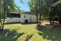 1314 Gardensgate Road photo 4