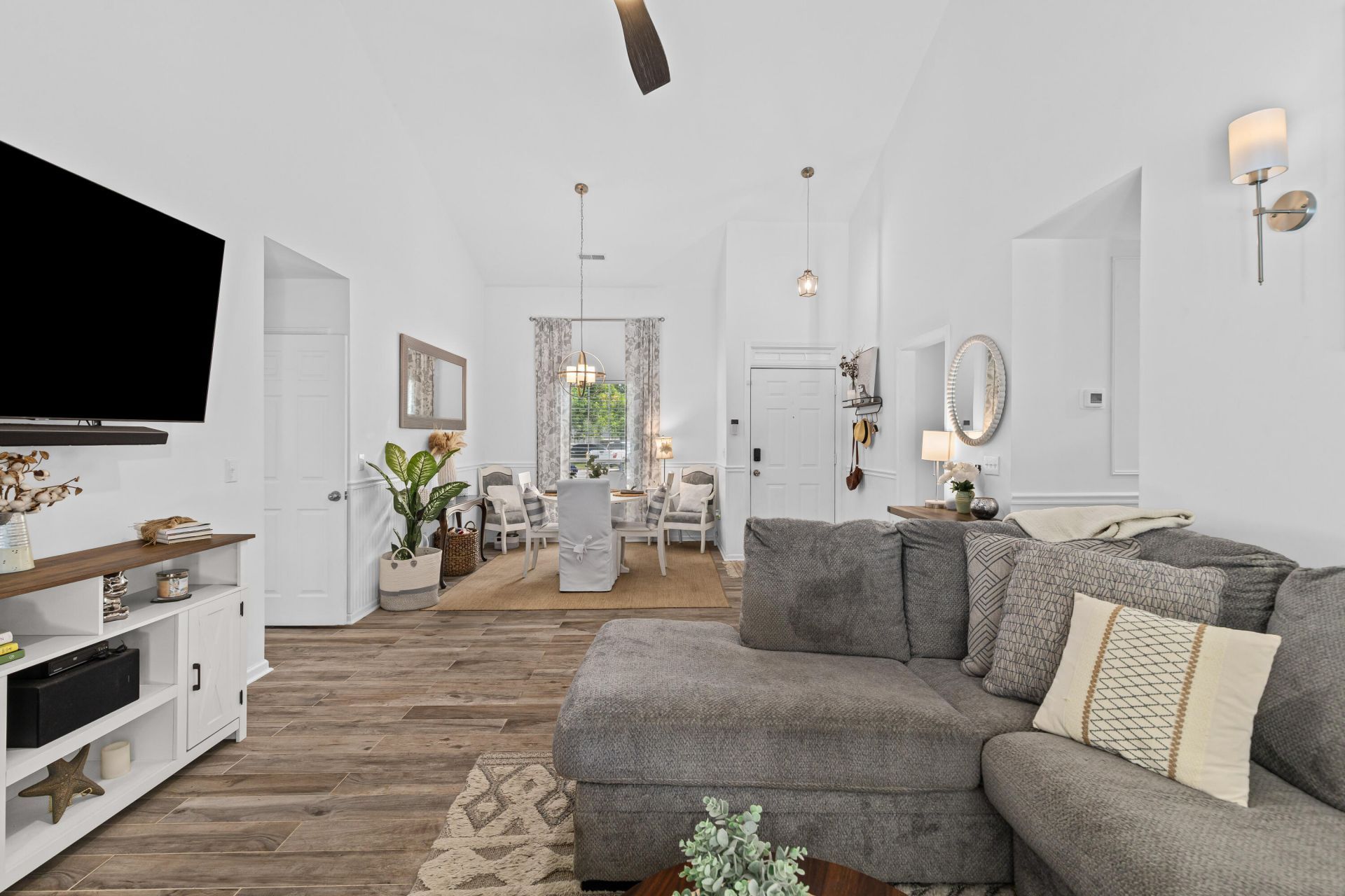 106 Upcerne Road Photo 11