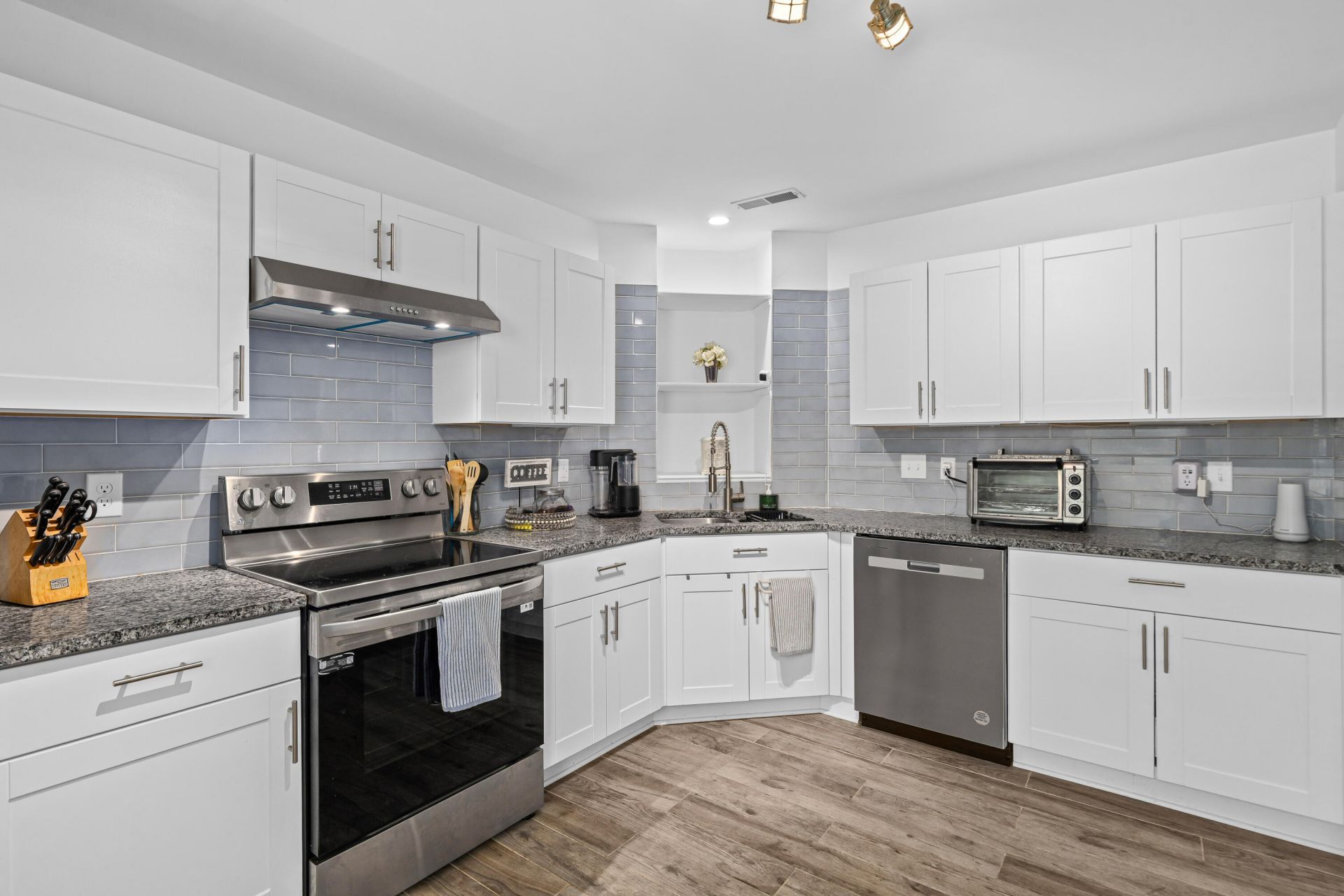 106 Upcerne Road Photo 13