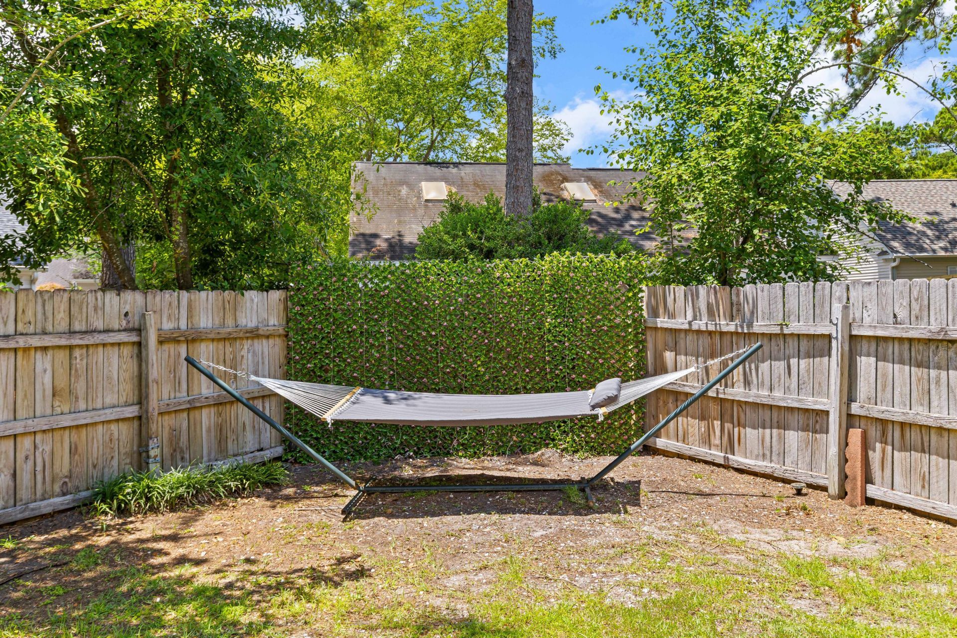 106 Upcerne Road Photo 35