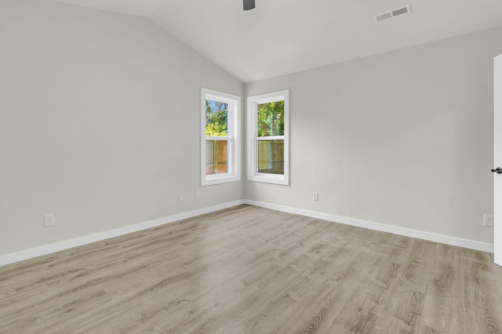 1203 Sea Aire Drive Photo 22