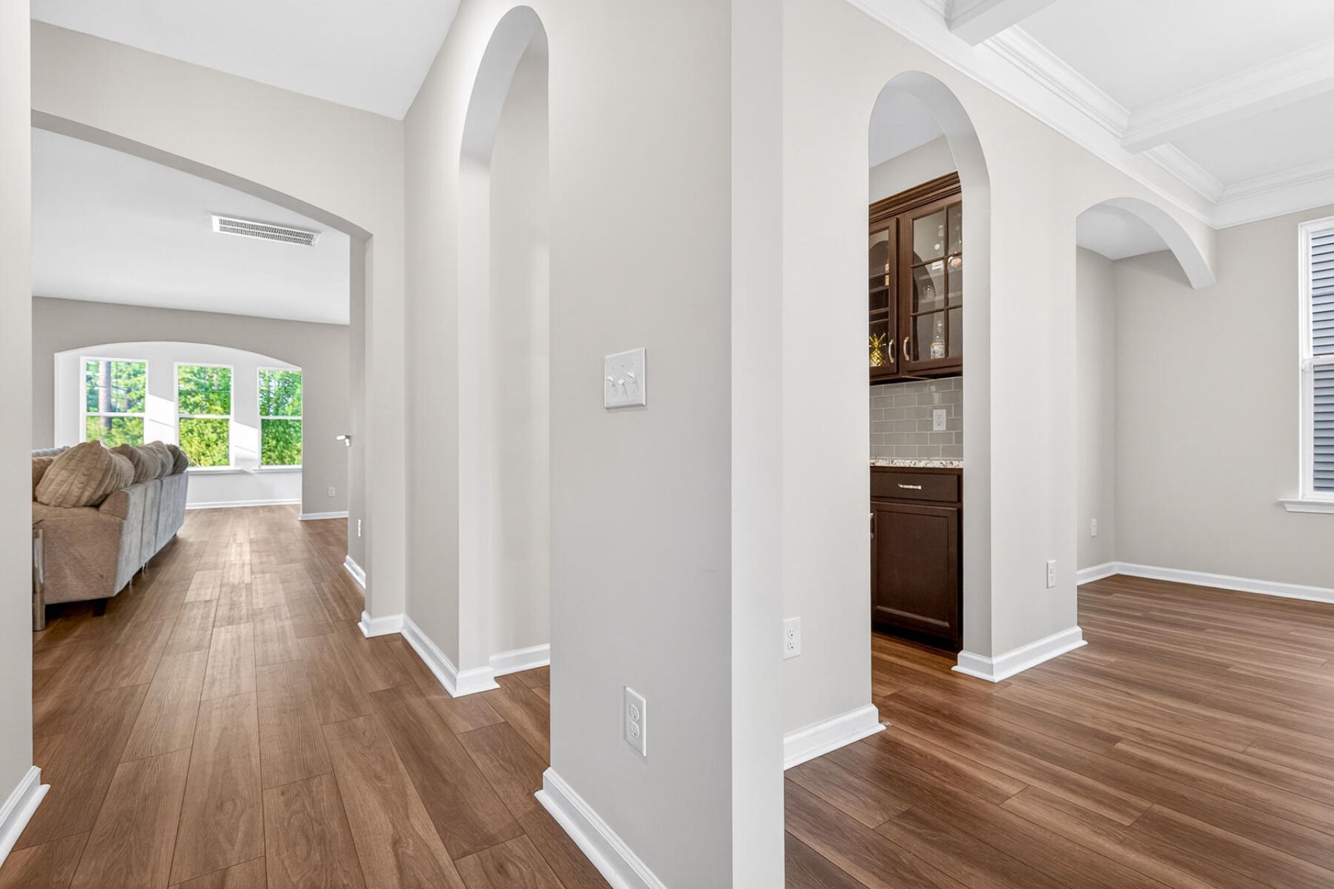 418 Rowley Lane Photo 15