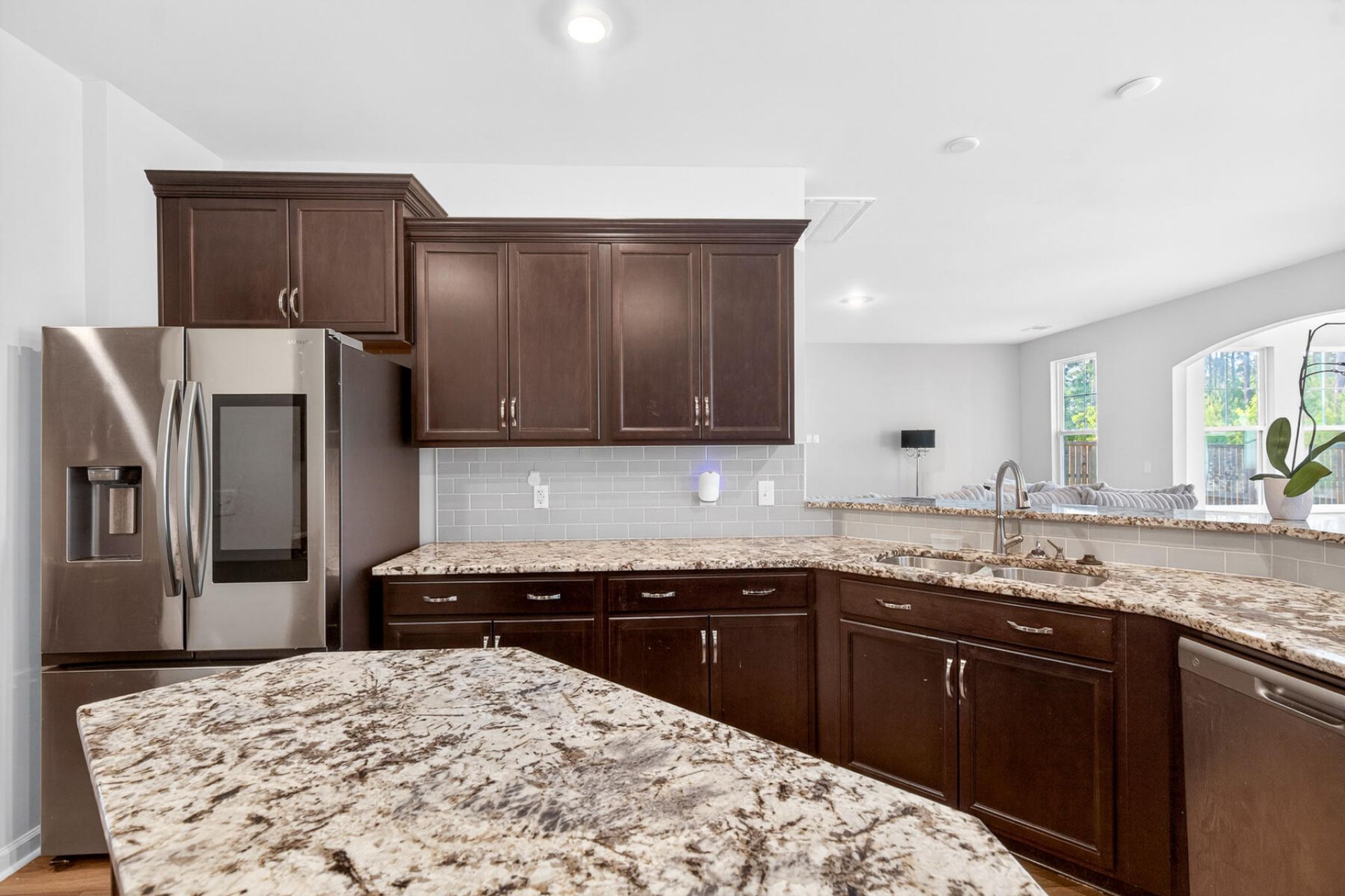 418 Rowley Lane Photo 24