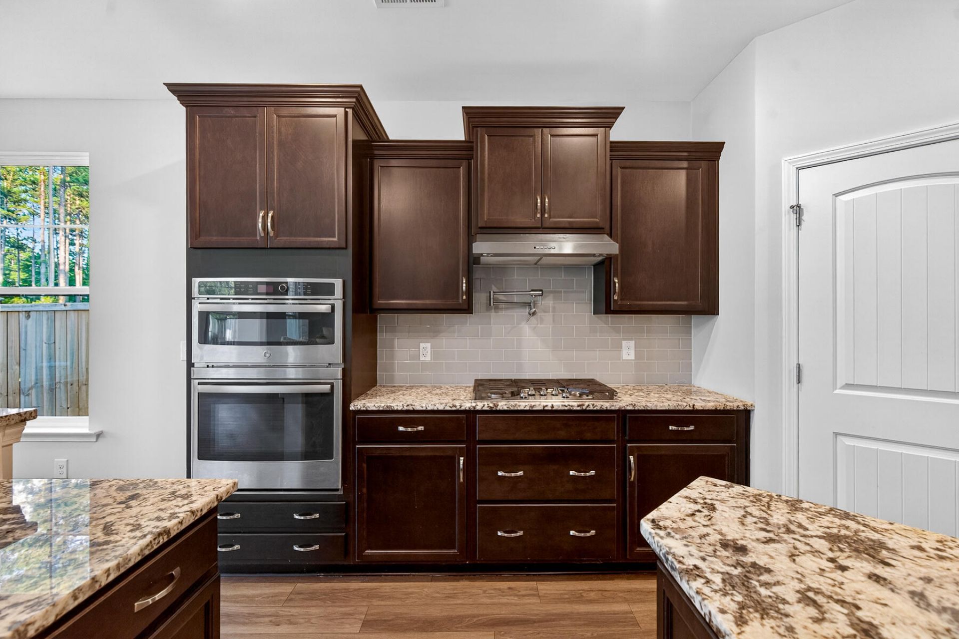 418 Rowley Lane Photo 26