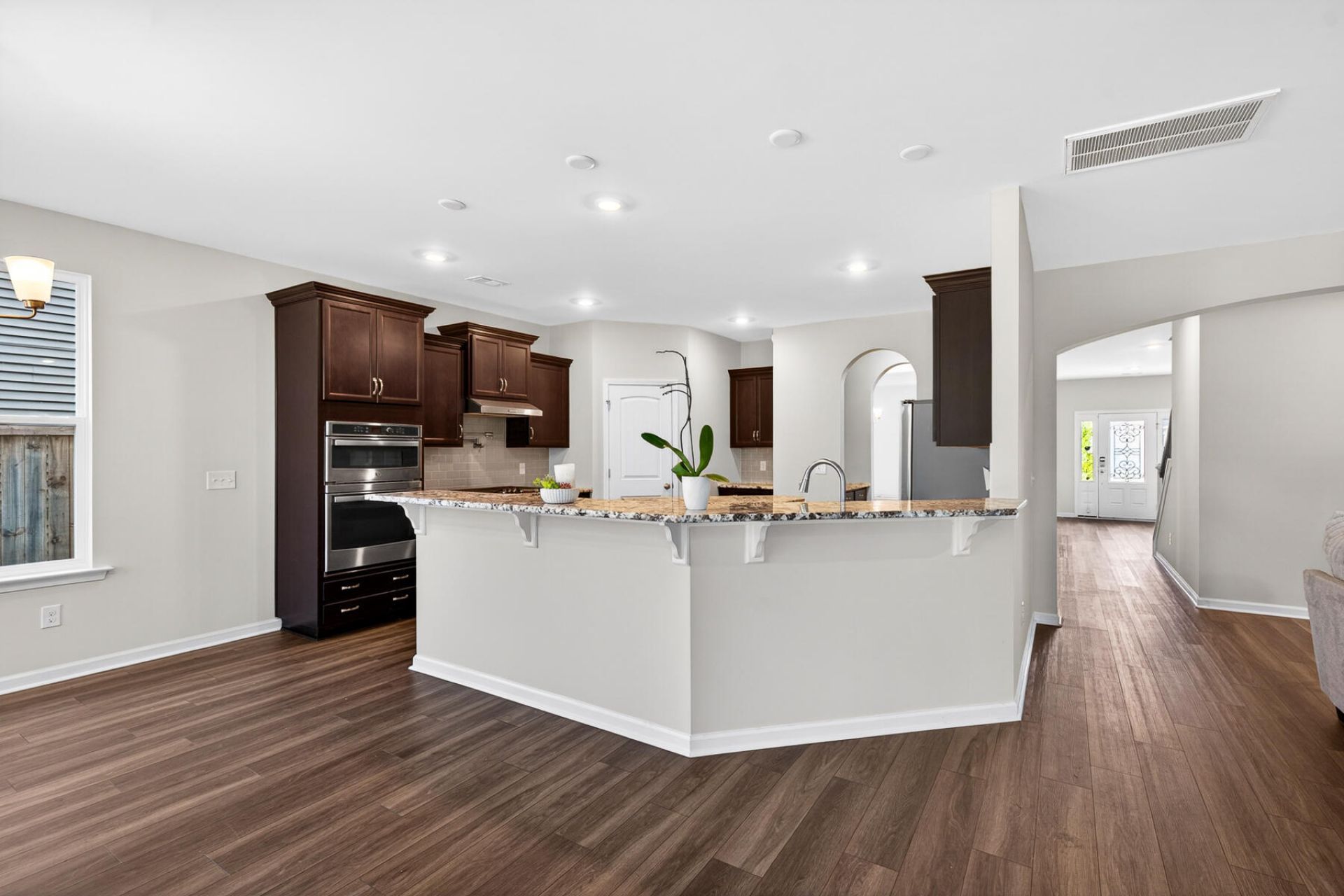 418 Rowley Lane Photo 35