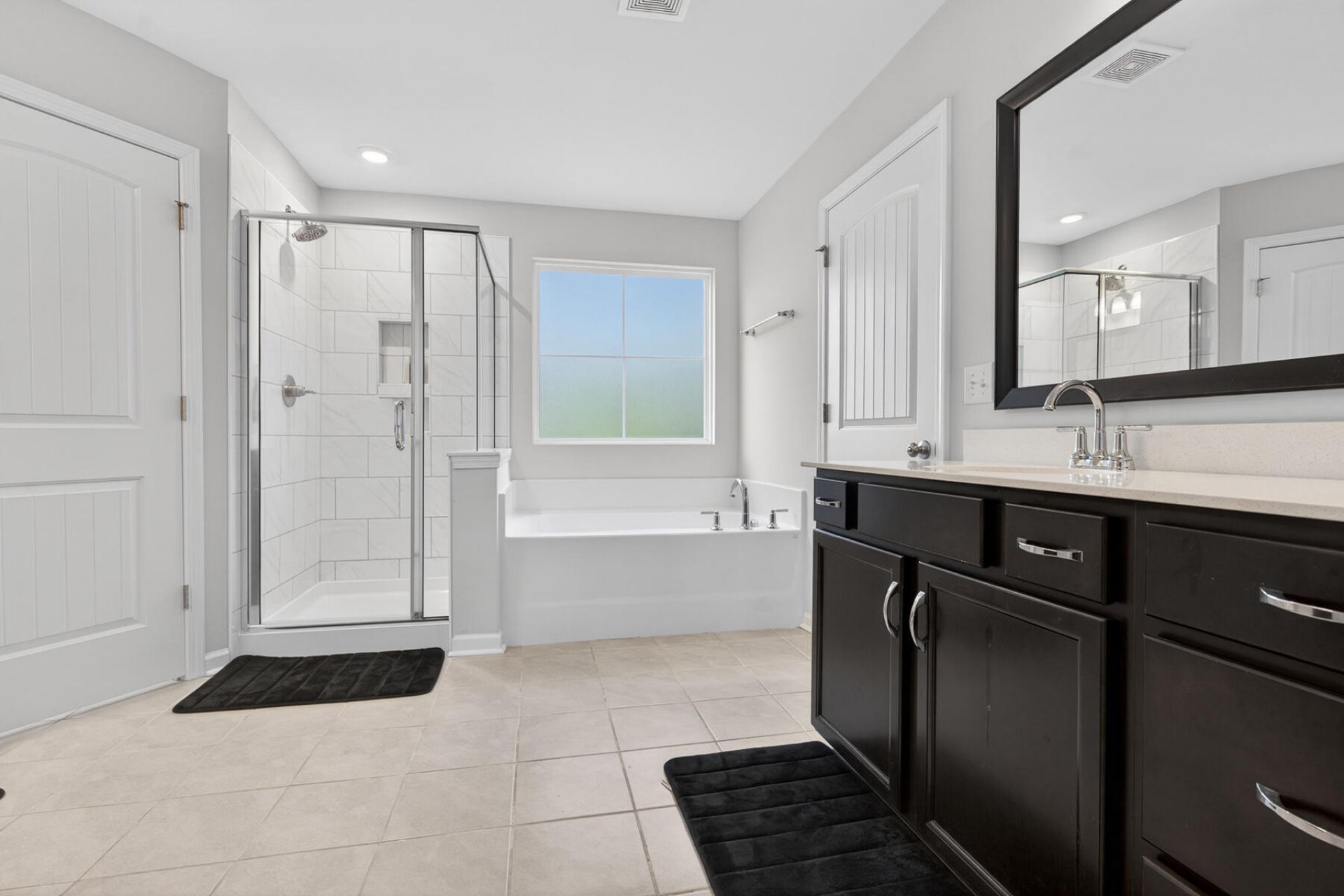 418 Rowley Lane Photo 78