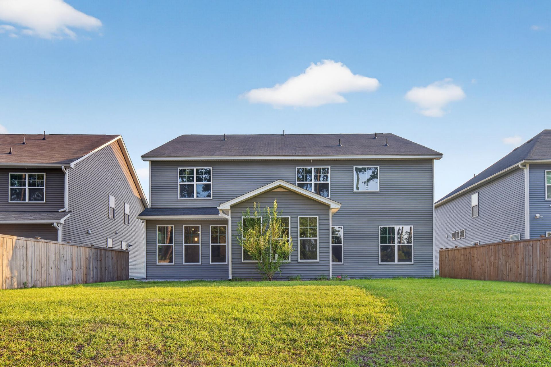 418 Rowley Lane Photo 87