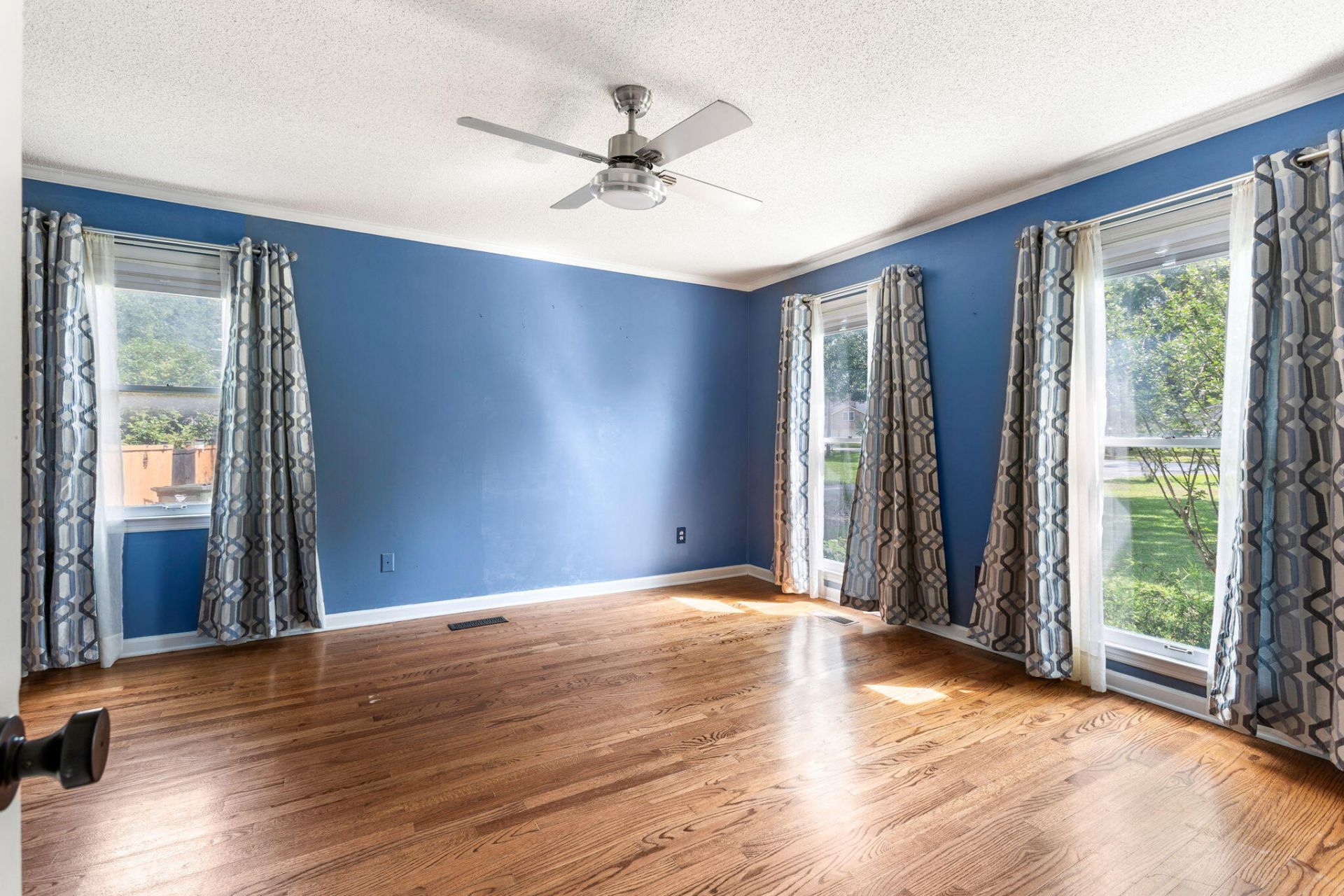 1701 Waterside Boulevard Photo 20