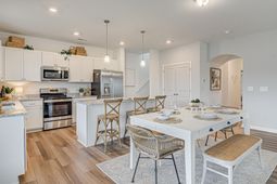 525 O'leary Circle photo 4