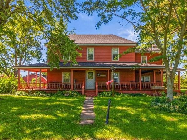 37909 E Hudson Road, Oak Grove, MO 64075