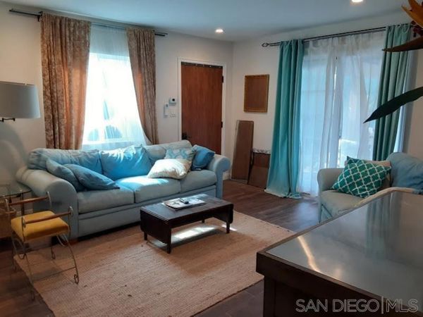 4671 Pt Loma Ave , San Diego, CA 92107