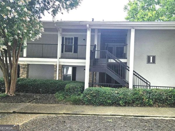 1150 Collier Road, Unit I15, Atlanta, GA 30318
