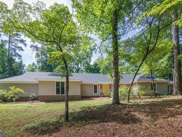 4950 Wellington Drive, Macon, GA 31210