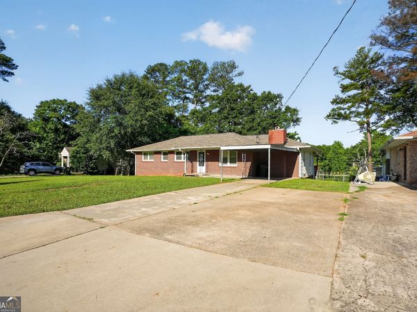 6269 Flamingo Way, Morrow, GA 30260