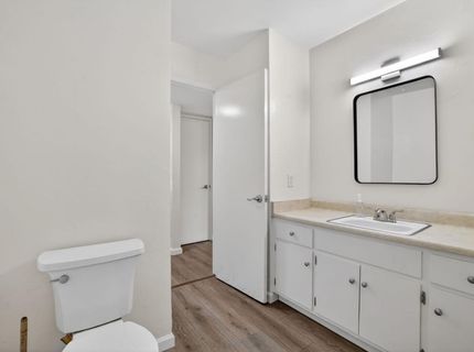 4920-4922 Douvan Ct, Carmichael, CA 95608 Photo