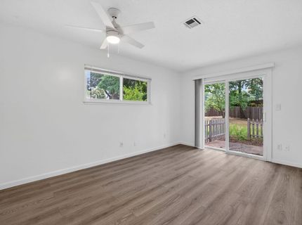 4920-4922 Douvan Ct, Carmichael, CA 95608 Photo