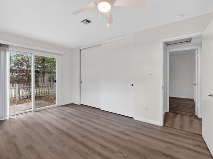 4920-4922 Douvan Ct, Carmichael, CA 95608 Photo