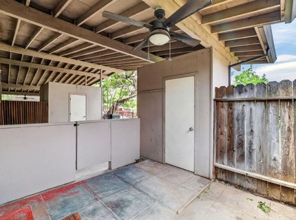 4920-4922 Douvan Ct, Carmichael, CA 95608 Photo