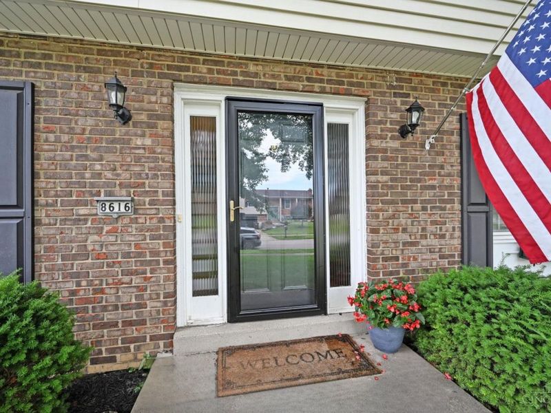 8616 Linderwood Lane, Anderson Twp, OH 45255 Photo 4