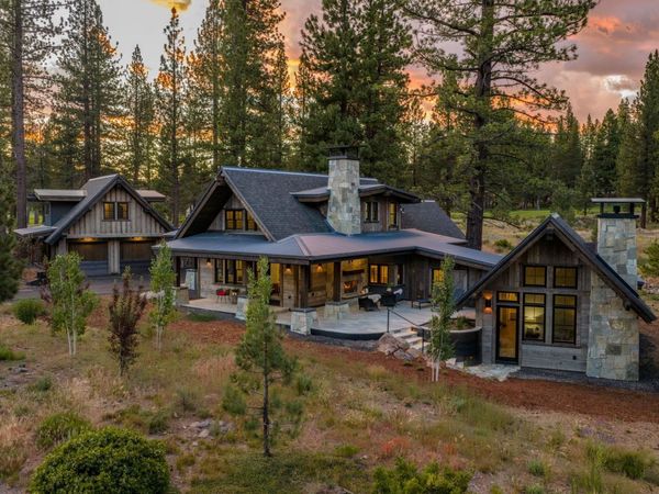 561 Stewart McKay, Truckee, CA 96161