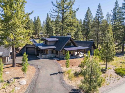 561 Stewart Mckay, Truckee, CA 96161 Photo